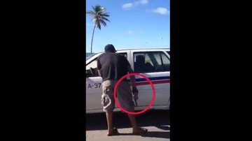 Imagem Vídeo: com arma em punho, bandido rouba taxista na Boca do Rio