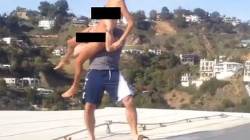 Imagem Nua, atriz pornô é jogada de telhado em piscina por “playboy do Instagram”