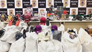 Imagem Homem é preso e mais de 13 mil produtos falsificados são apreendidos no Feiraguay